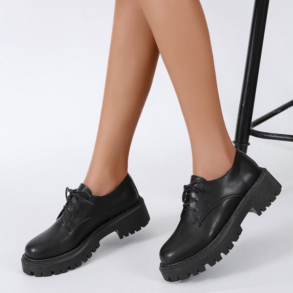 

Lace Up Front Platform Oxfords, Black