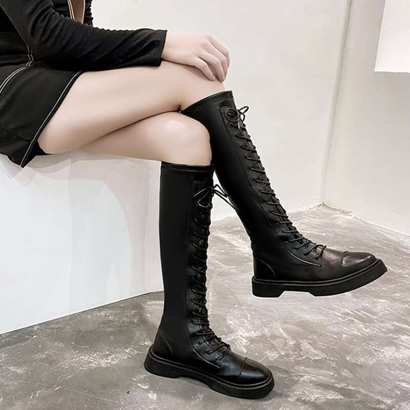 

Minimalist Lace Up Front Boots, Black