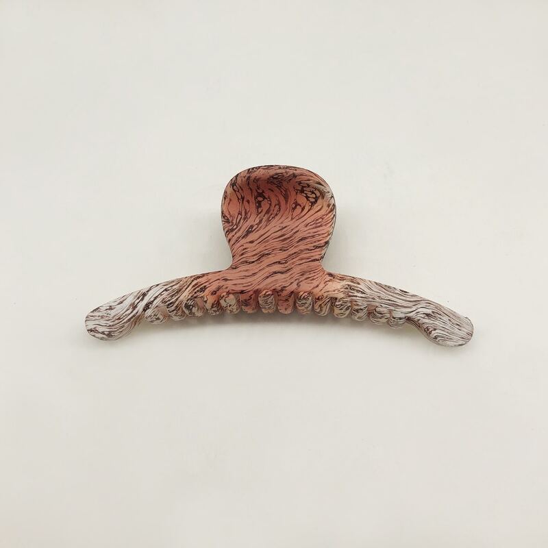 

Graphic Hair Claw, Coffee