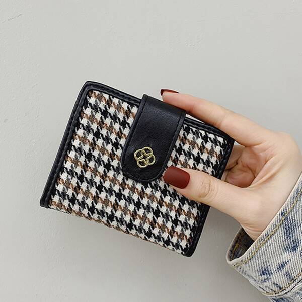 

Houndstooth Graphic Purse, Multicolor