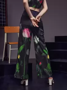 KAYLEIGH PAINE Floral Print Dual Pocket Trousers - Black - View 2