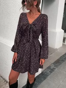 SHEIN VCAY 小碎花V領洋裝 - 彩色 - 查看 8