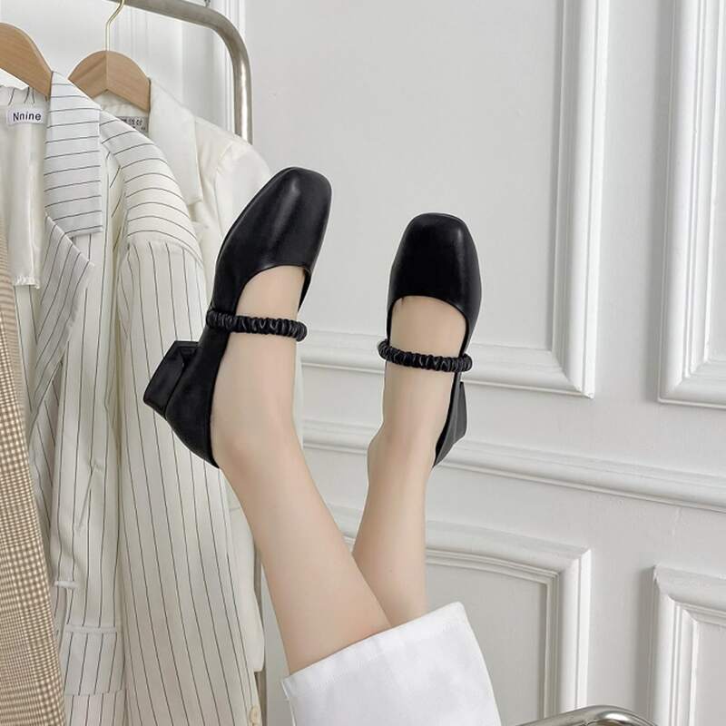 

Square Toe Flats, Black