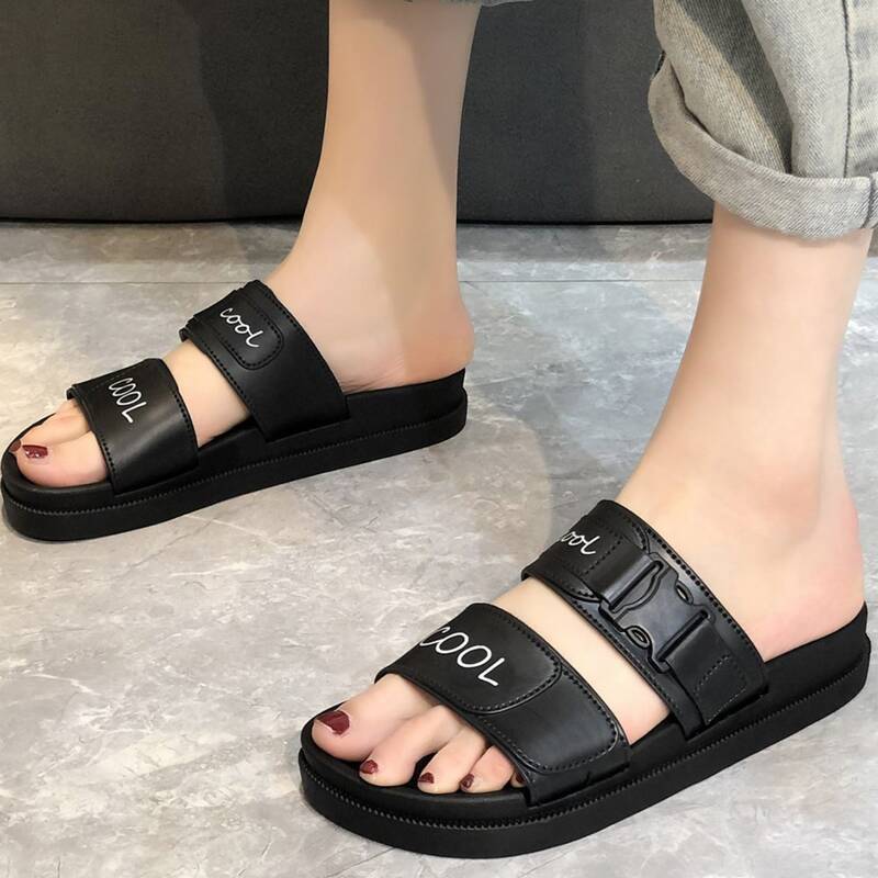 

Letter Graphic Slides, Black