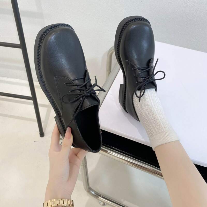 

Lace Up Front Oxford Pumps, Black