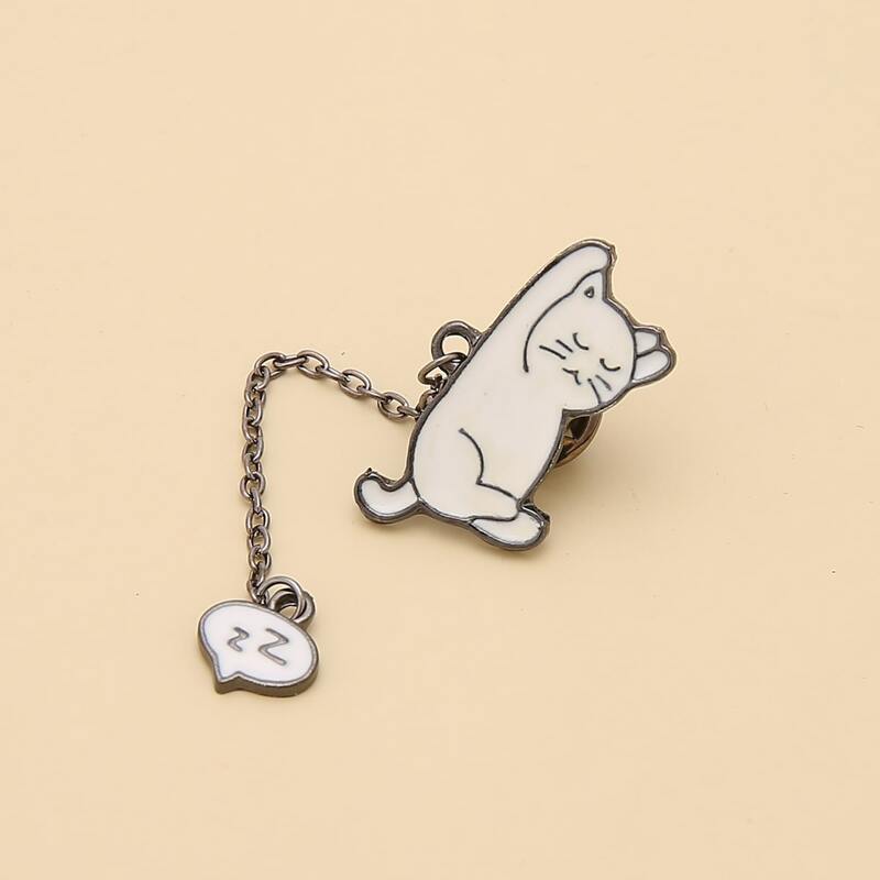 

Cat Decor Brooch, White