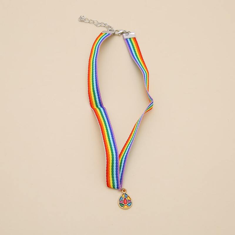 

Color Block Pendant Choker, Multicolor