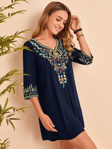 SHEIN V-neck Embroidery Detail Dress - Multicolor - View 3