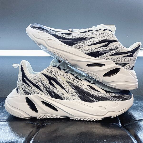 

Men Lace-up Front Colorblock Chunky Sneakers, White