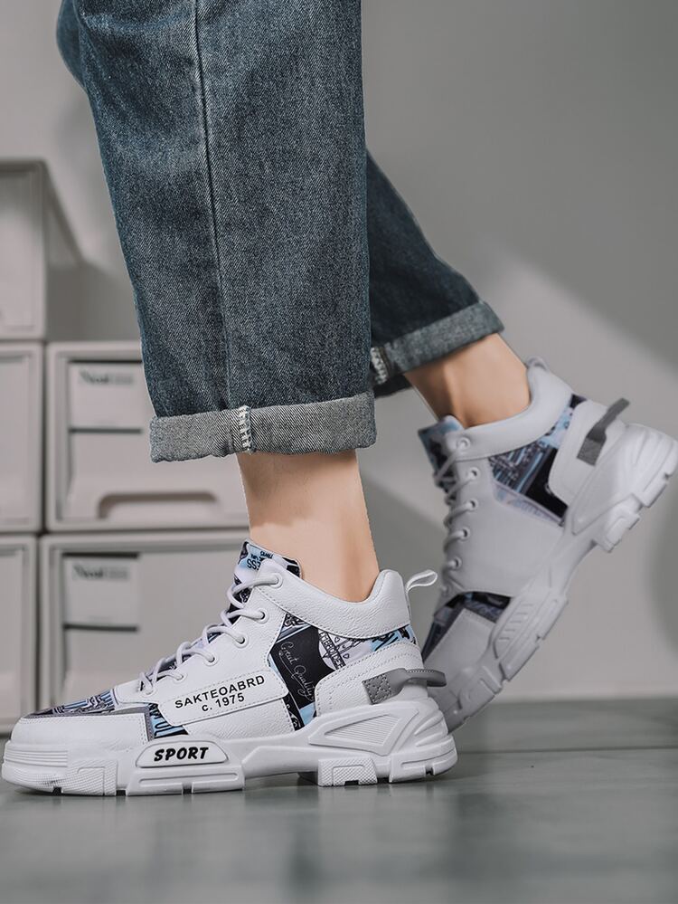 Hombres Zapatillas deportivas con estampado de letra con cordón delantero - Azul y blanco - Añade 4