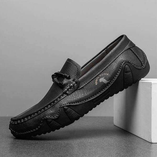 

Men Wrap Detail Letter Graphic Loafers, Black