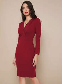 SHEIN Belle Vestido sólido color rojo burdeos con cuello cruzado y borde con abertura - Burdeos - Ver 3
