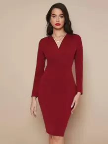 SHEIN Belle Vestido sólido color rojo burdeos con cuello cruzado y borde con abertura - Burdeos - Ver 4