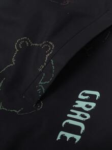 Manfinity 1 pieza Cazadora con estampado de oso de dibujos animados y letra con botón - Negro - Ver 3