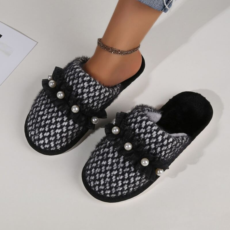 

Faux Pearl Decor Slippers, Black