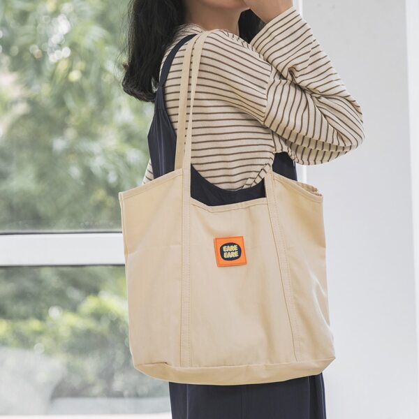 

Letter Graphic Large Capacity Tote Bag, Beige