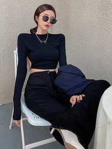 Solid Open Back Tie Detail Crop Tee - Black - View 3