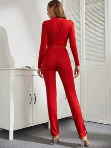 前鏤空短款上衣和下擺開叉緊身褲 - 紅色 - 查看 2