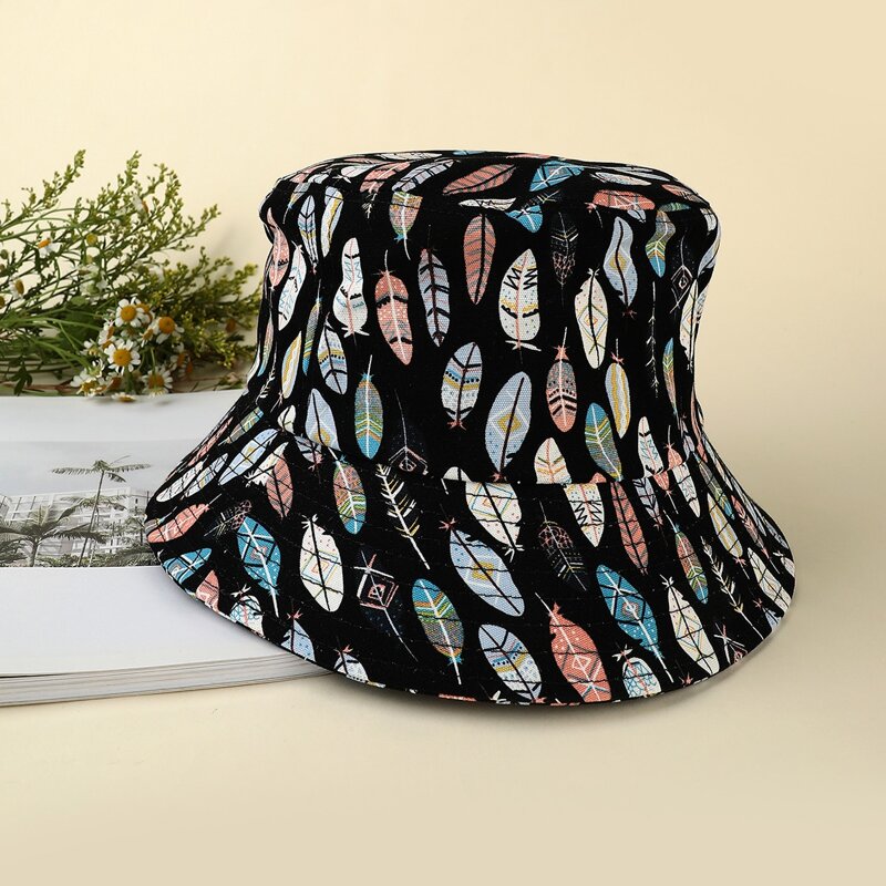 

Leaf Print Bucket Hat, Multicolor