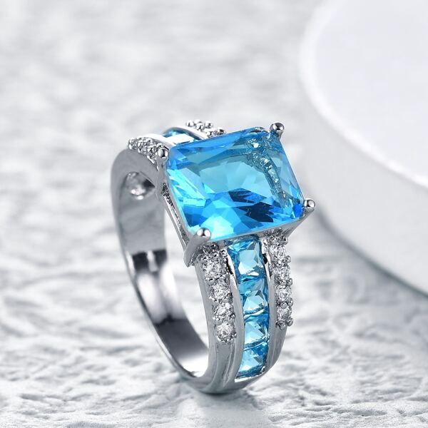 

Geometric Zircon Decor Ring, Baby blue