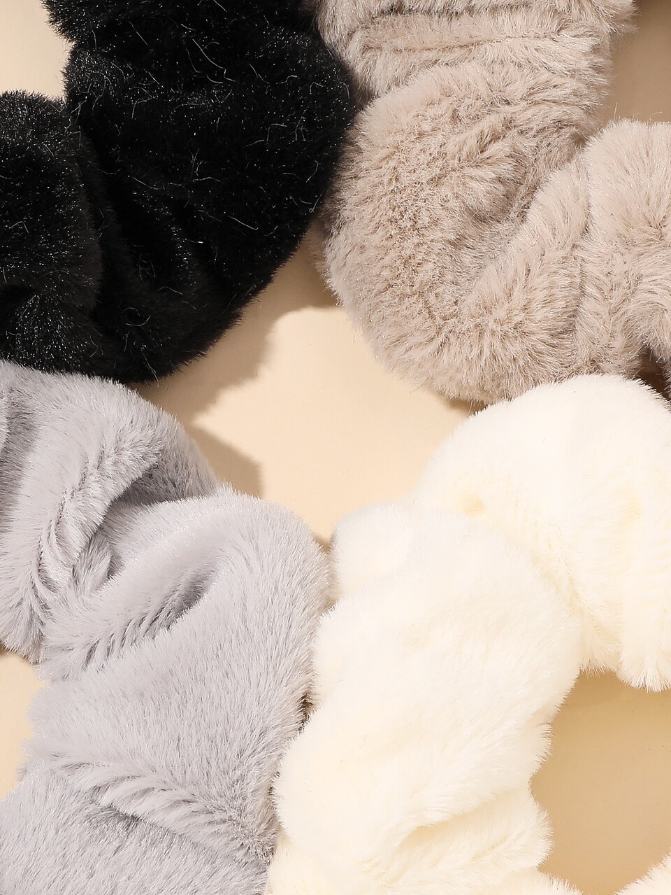 4pcs Soft And Comfortable Faux Rabbit Fluffy Hair Tie For Autumn And Winter Season Cute Ponytail Holders Hair Elastics Hair Rubber Bands Scrunchies Hair Rope Elastic Hair Tie Hair Accessories Head Accessories Elastic Band
