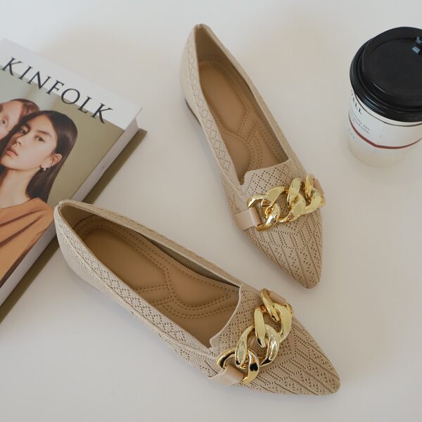 

Chain Decor Point Toe Ballet Flats, Apricot