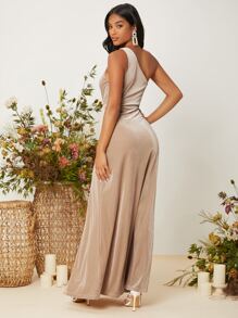 SHEIN Belle Vestido de un hombro con abertura alto de terciopelo - Albaricoque - Ver 2
