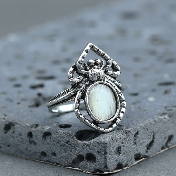 

Spider Decor Ring, Antique silver