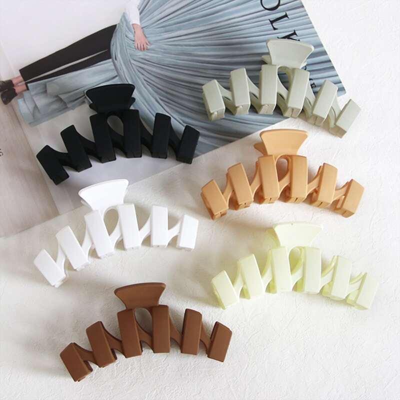 

2pcs Random Color Simple Hair Claw, Multicolor