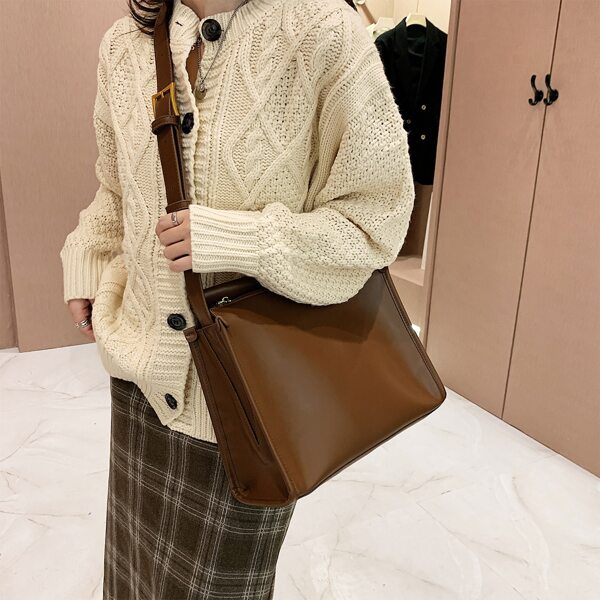 

Minimalist Square Bag, Coffee brown