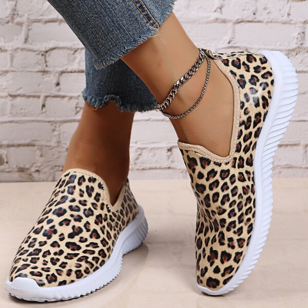 

Leopard Pattern Slip On Running Shoes, Multicolor
