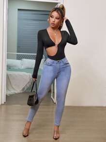 O-ring Cut Out Plunge Neck Bodysuit - Black - View 4