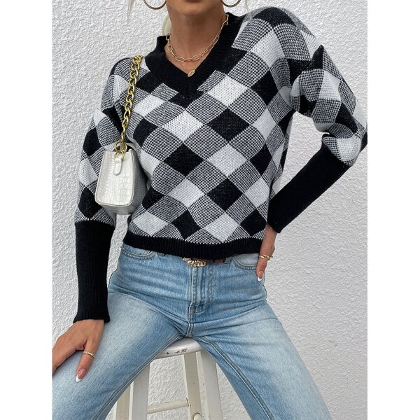 

Gigot Sleeve Argyle Pattern Sweater, Black and white