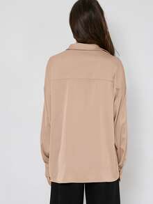 BizChic Camisa de satén con botón - Albaricoque - Ver 2