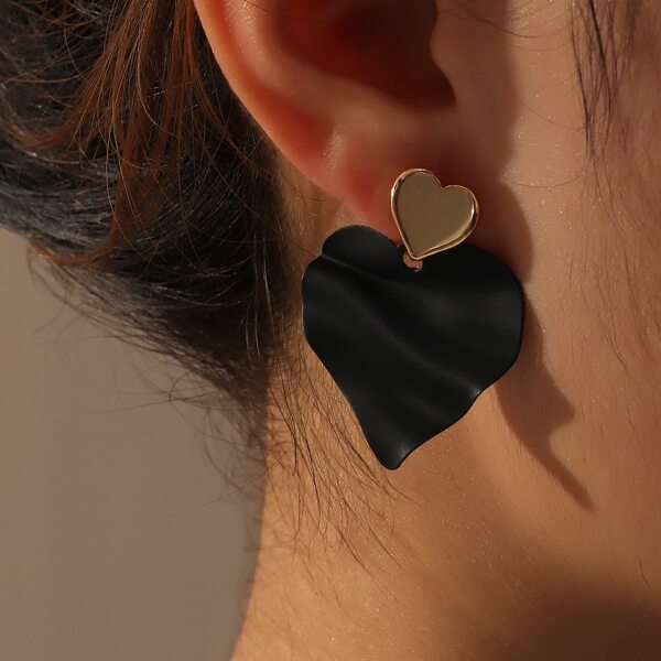 

Heart Decor Drop Earrings, Black