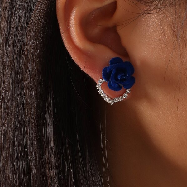 

Flower & Rhinestone Decor Stud Earrings, Royal blue