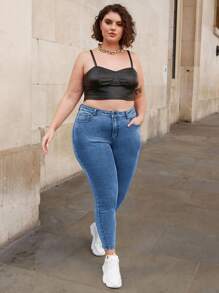 SHEIN Essnce Jeans ajustados con bolsillo oblicuo - Azul lavado medio - Ver 3