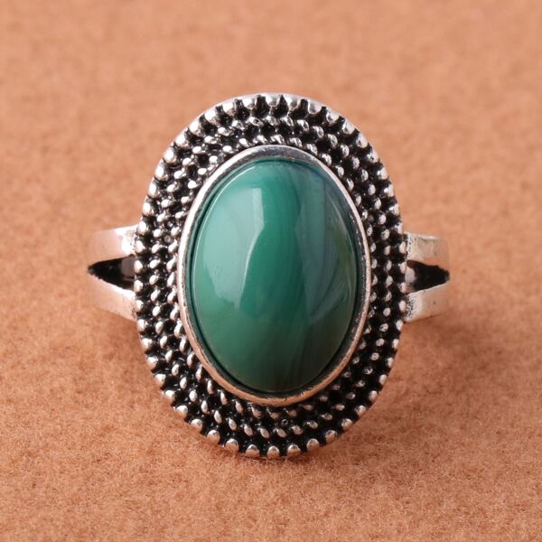 

1pc Vintage Ring, Green