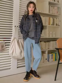 DAZY High Waist Slant Pocket Mom Fit Jeans - Light Wash - View 8