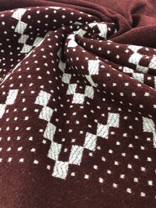 Khăn choàng họa tiết Chevron - Đỏ - Xem 4