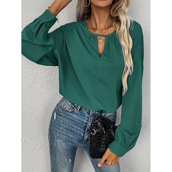 

Keyhole Neckline Solid Blouse, Green