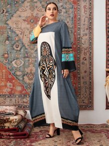 Al Najma Plus Geo Print Colour Block Tent Dress - Multicolor - View 3