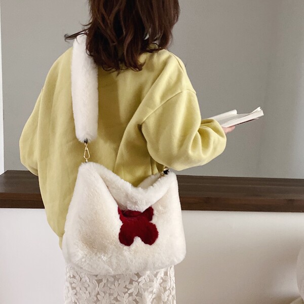 

Fluffy Flower Graphic Shoulder Bag, White