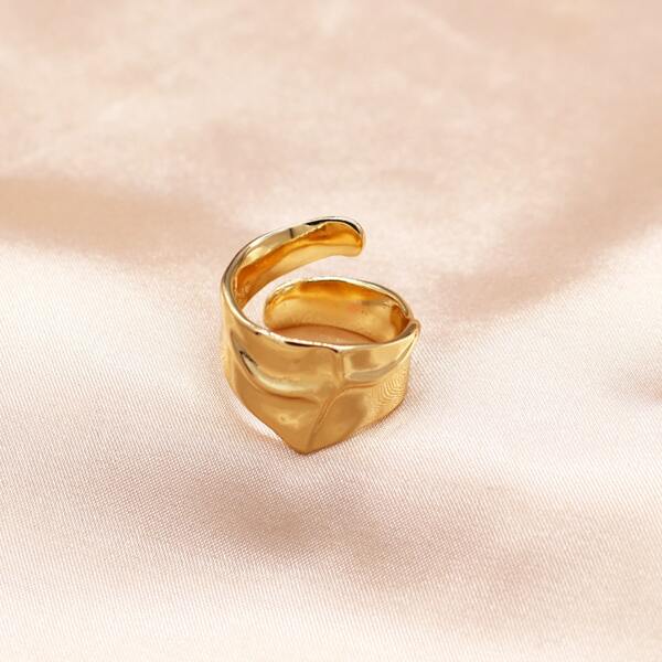 

Minimalist Cuff Ring, Gold