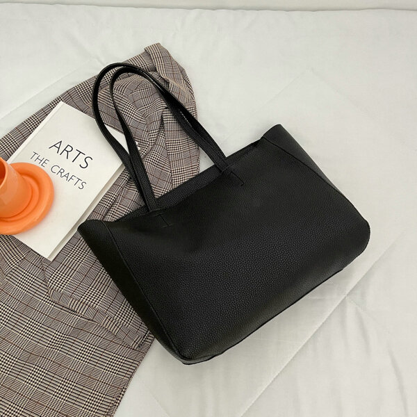

Minimalist Shoulder Tote Bag, Black
