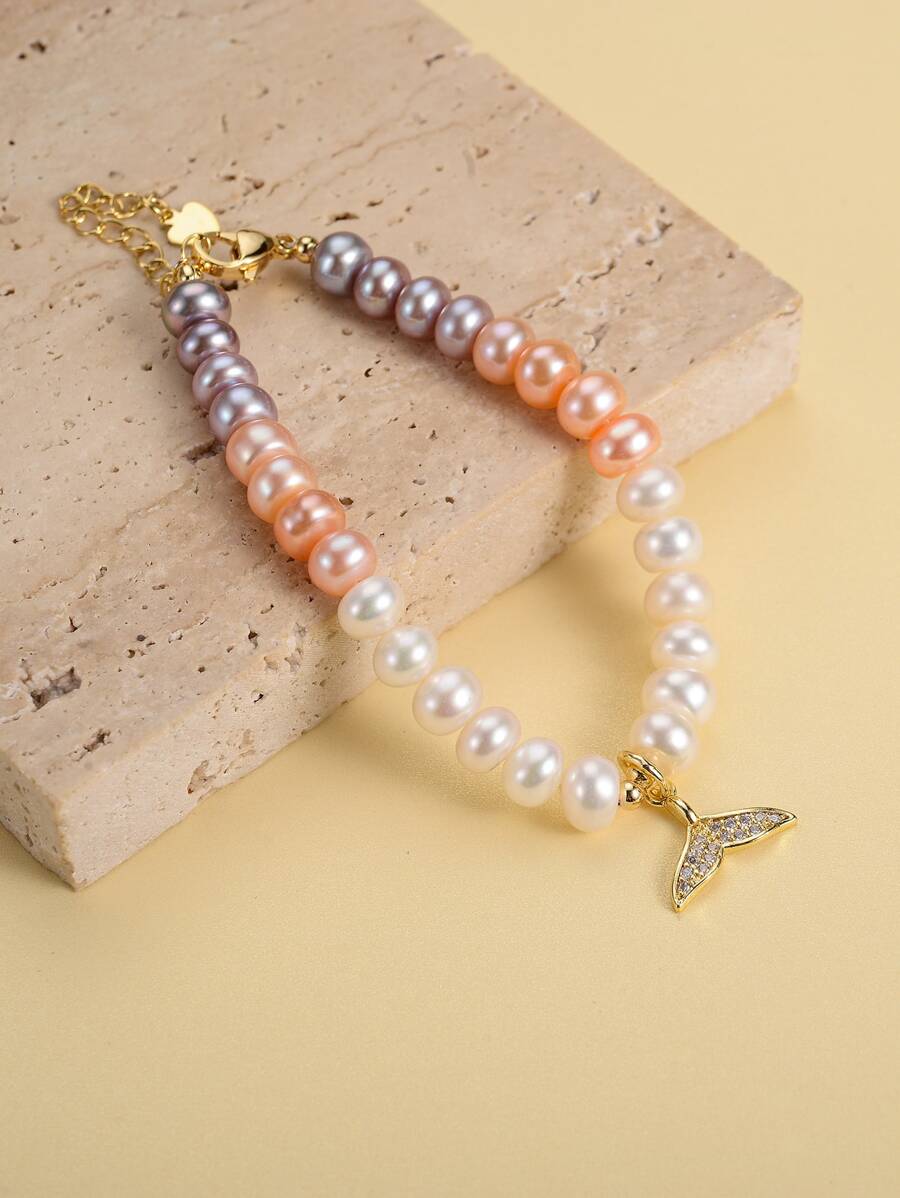 Fish Tail Charm Bracelet - Yellow Gold - View 1