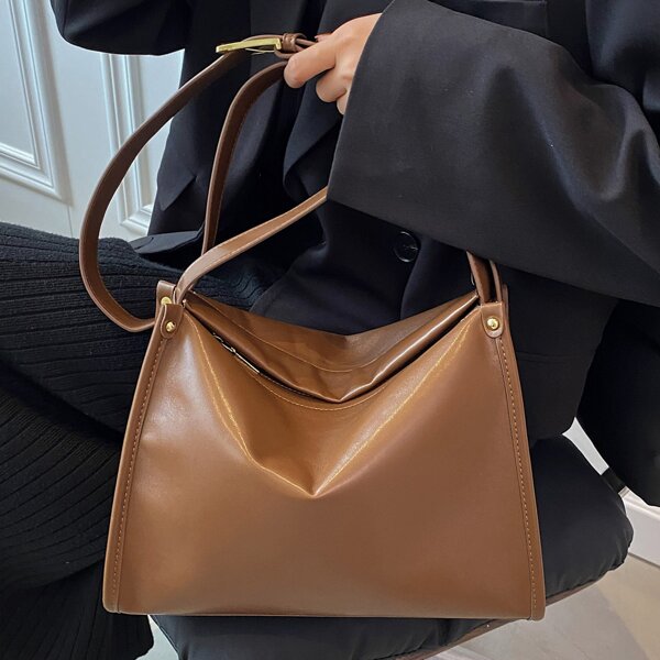 

Minimalist Crossbody Bag, Coffee brown