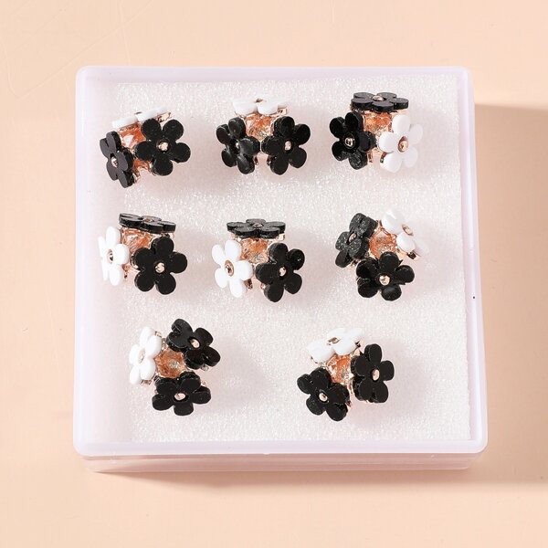 

4pairs Flower Decor Stud Earrings, Black and white