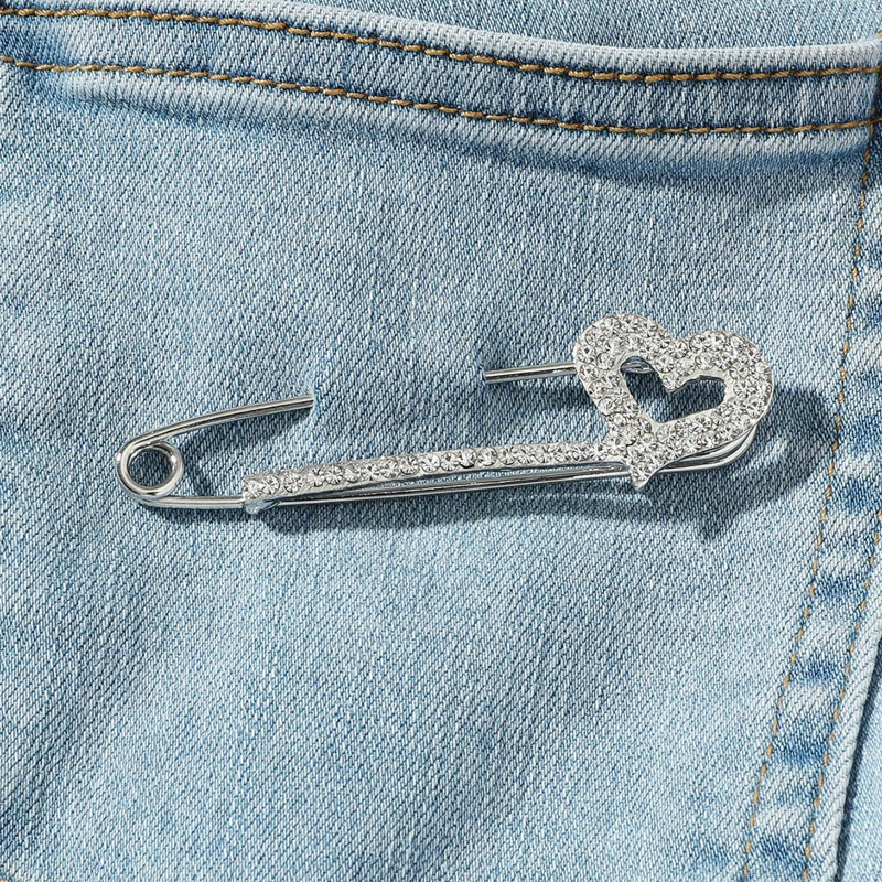 

Rhinestone Decor Brooch, Silver