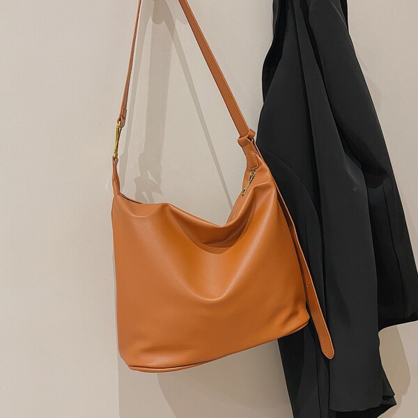 

Minimalist Large Capacity Bucket Bag, Brown